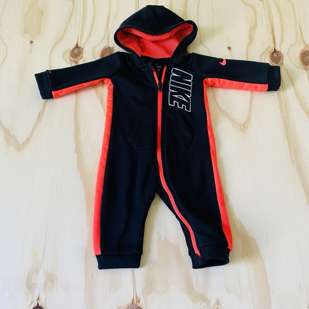 Nike Baby Boy 6 Month Hooded Coverall Black Gray & Orange Therma DRI-FIT